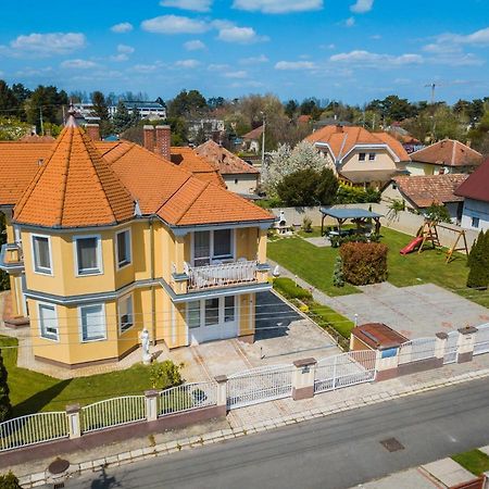 Korponyi Villa 시오포크 외부 사진